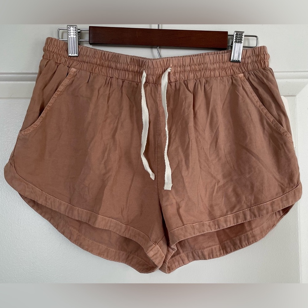Billabong Women's Peach/Brown Athletic/Casual Shorts